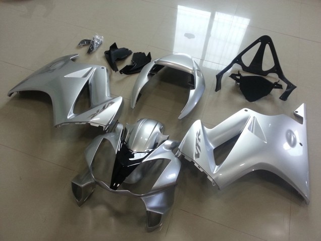 02-13 Silver VFR800 Motorcycle Fairings 02-13 Silver VFR800 Motorcycle Fairings