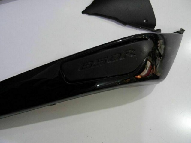 09-11 Black EX650 Motorcycle Fairings 09-11 Black EX650 Motorcycle Fairings