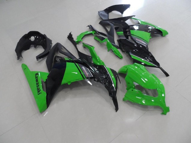 13-16 Black Green ZX300R Motorcycle Fairings 13-16 Black Green ZX300R Motorcycle Fairings